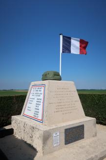 Monument du char « Sampiero Corso » à La Ville-au-Bois-lès-Dizy ©Conseil départemental de l’Aisne.