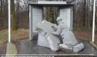 Le monument de l’Etoile à la mémoire des 24 militaires français « Morts pour la France » sur le territoire de Saint-Michel au cours des combats des 16, 17 et 18 mai 1940 ©Association Saint-Michelloise du Souvenir de Mai 1940