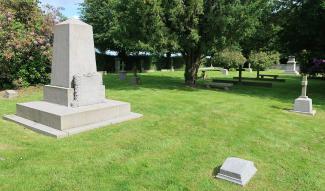 Le cimetière militaire de Lemé-Le Sourd