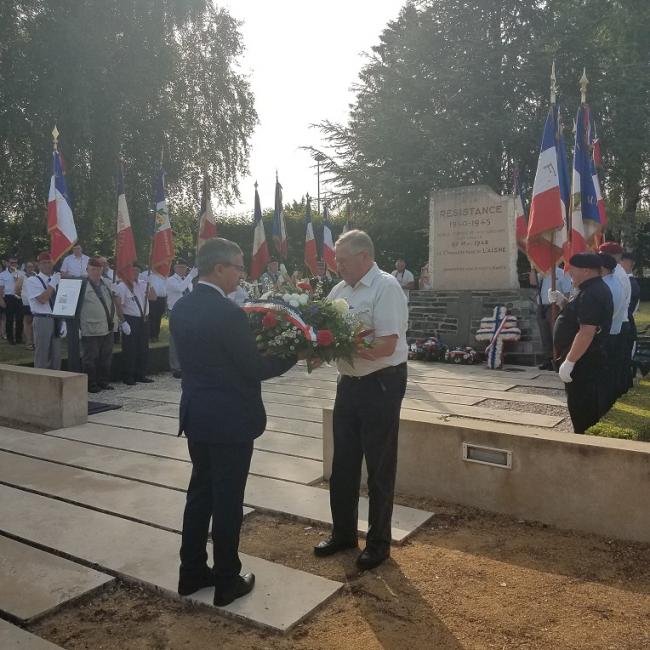 Cérémonie en hommage au 1er parachutage de l'Aisne le 27 mai 1942 - ©CD02